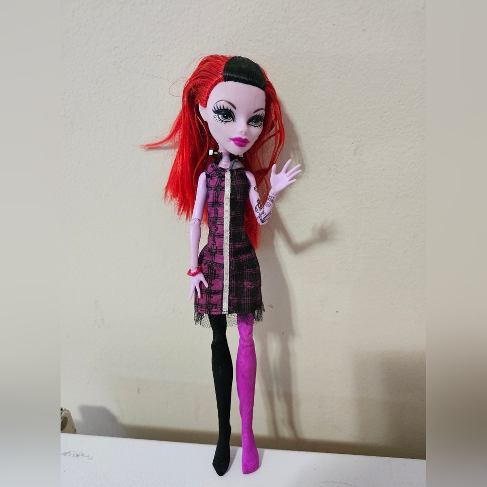 Mattel Monster High Freaky Fusion Operetta Doll